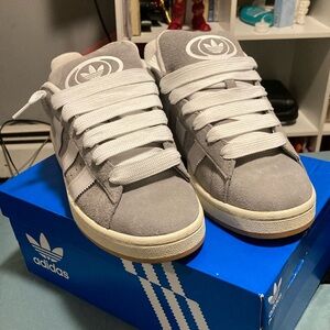 I'm selling the adidas campus of size 8.5 gray